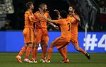 Real Madrid Hancurkan Schalke 6-1