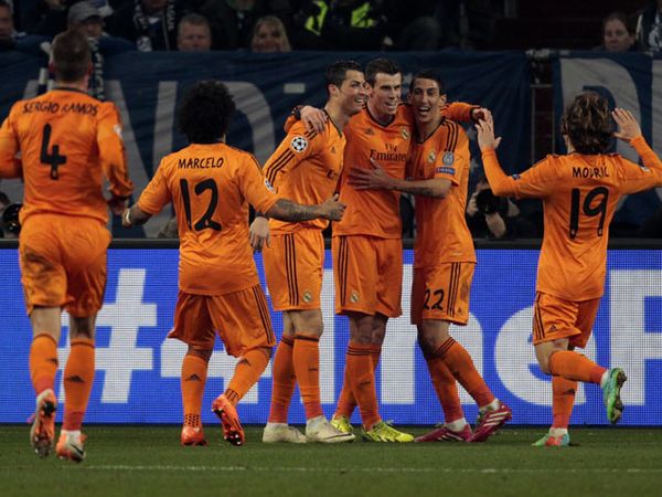 Real Madrid Hancurkan Schalke 6-1