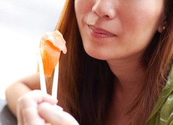 Cegah Lemak Menggelambir di Perut dan Pinggang dengan Konsumsi Makanan Ini