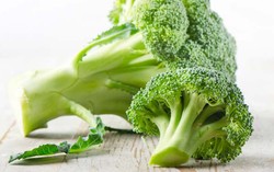 Ibu Menyusui Sebaiknya Tak Konsumsi Kol dan Brokoli Agar Bayi Tak Kembung