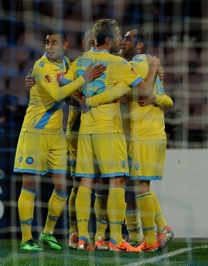 Menang 3-1, Napoli Singkirkan Swansea