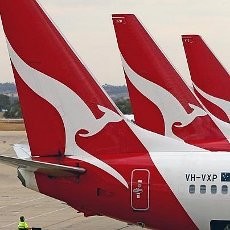 2 Pesawat Qantas Tabrakan di Bandara Los Angeles