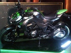 Kawasaki Luncurkan Moge Z1000, Harga Mulai Rp 270 Juta