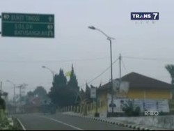 Gunung Marapi Semburkan Abu Vulkanik