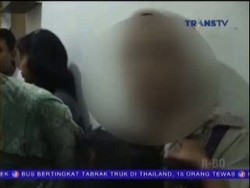 Ibu Ditahan, Balita Terpaksa Menyusu di Kantor Polisi
