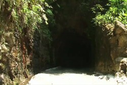 Batu Lobang, Jalan Unik Buatan Belanda & Jepang