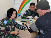 TNI Gelar Pengobatan Gratis di Lebanon