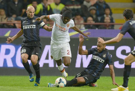 Si Ular Dibayangi Rekor Buruk Lawan Serigala