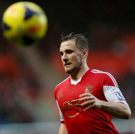 Telepon dari Hodgson dan Air Mata Bahagia Luke Shaw