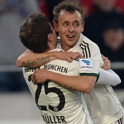 Bayern Waspadai Schalke yang Terluka