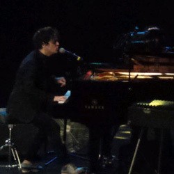 Jamie Cullum Tutup Java Jazz Festival 2014 Hari Pertama