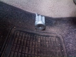 Begini Kerusakan Parah 2 Lubang Kunci Avanza di Tol Cawang