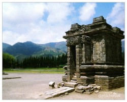 Dieng, Negeri di Atas Awan yang Selalu Menakjubkan