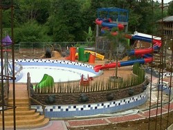 Petualangan Menantang di Cibalung Happyland, Bogor