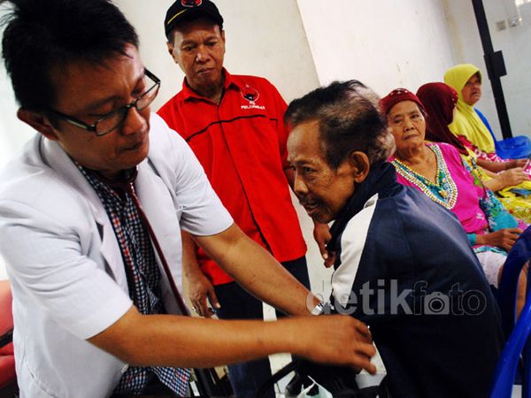 Pengobatan Gratis Bagi Korban Banjir 