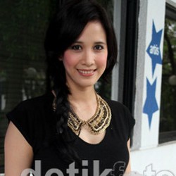 Fanny Fabriana Ingin Bulan Madu Lagi untuk Tambah Momongan