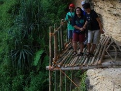 Nah Lho, Jembatan Buntung!