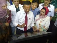 Pernah Transplantasi Hati, Dahlan Iskan Semangati Pasien Allegile Syndrome