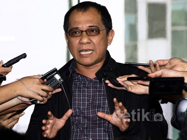 Akbar Faisal Tidak Boleh Besuk Anas