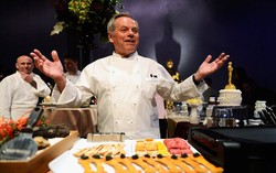 5.000 Cokelat Piala Oscar dan Cake Cokelat 6 Tingkat Tersaji di Governors Ball