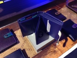 Dompet Canggih Ini Bisa Cegah Pemborosan