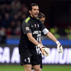 Sudah Unggul Jauh di Klasemen, Buffon Minta Juve Tetap Waspada
