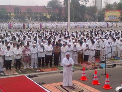 Riau Dikepung Kabut Asap, Pemprov Gelar Salat Istisqa