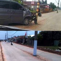 Jl Ciater Dilebarkan Tapi 11 Tiang Listrik Dibiarkan di Tengah Jalan