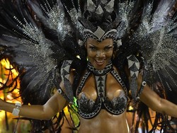 Seksinya Para Penari Samba di Rio Carnival, Brasil