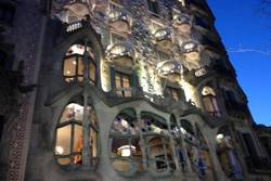 Begini Penampakan Rumah Paling Unik di Spanyol