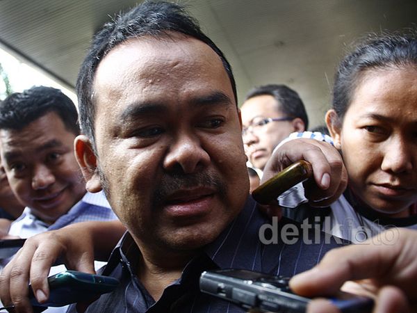 Adik Tiri Atut Diperiksa KPK