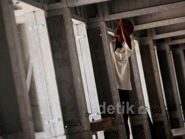 Kampung Deret Dikebut