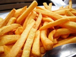 French Fries Bukan dari Prancis dan Salmon Diberi Pewarna, Fakta Unik Seputar Makanan (1)