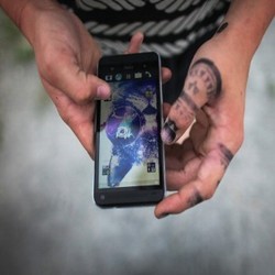 Wah! Ada Aplikasi Ponsel Buat Beli Ganja