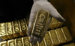 Investor Makin Gencar Borong Emas Gara-gara Konflik Rusia-Ukraina