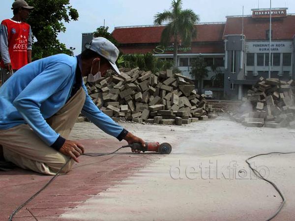 Taman Surya Direnovasi