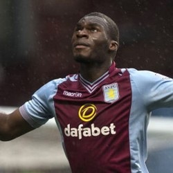 Benteke Berharap Rajin Bikin Gol Lagi