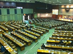 Jumlah Anggota DPR Tak Sampai 100 Orang, Voting di Paripurna Batal