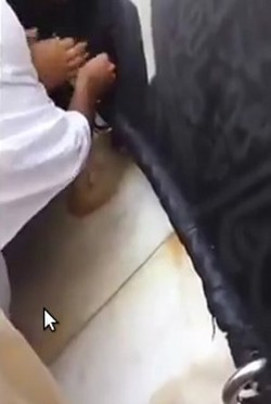 Nur Jannah Bukan Kasus Pertama, Ini Video Pencurian Kiswah oleh Jamaah