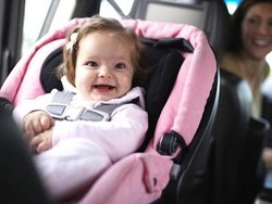 Di China, Mobil Diwajibkan Miliki Kursi Anak