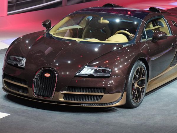 Mobil Rembrandt Senilai Rp 34,7 Miliar