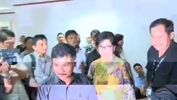 Kesaksian Karen Tak Sesuai BAP, Hakim: Bisa Tak Pulang Lagi Ke Rumah