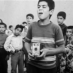 Perjalanan Mengharukan Bocah Penggila Bola