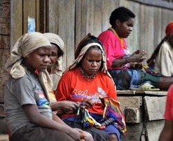 Selain Duit, Papua Butuh Pendekatan Budaya