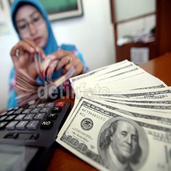 Dolar Masih Setia di Rp 11.500