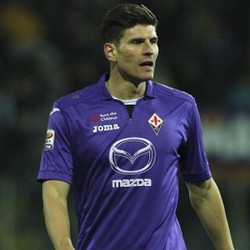 Belum Fit 100%, Mario Gomez Minta Pendukung Fiorentina Bersabar