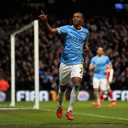 Fernandinho: Pensiun di City? Mungkin