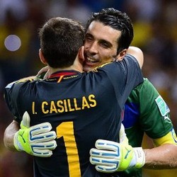Buffon: Casillas Tetap Oke Meski Frekuensi Main Menurun