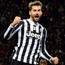 Ditepikan Del Bosque, Llorente Legowo