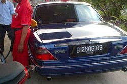 Duh! Mobilnya Jaguar Tapi Isi Bensin Premium